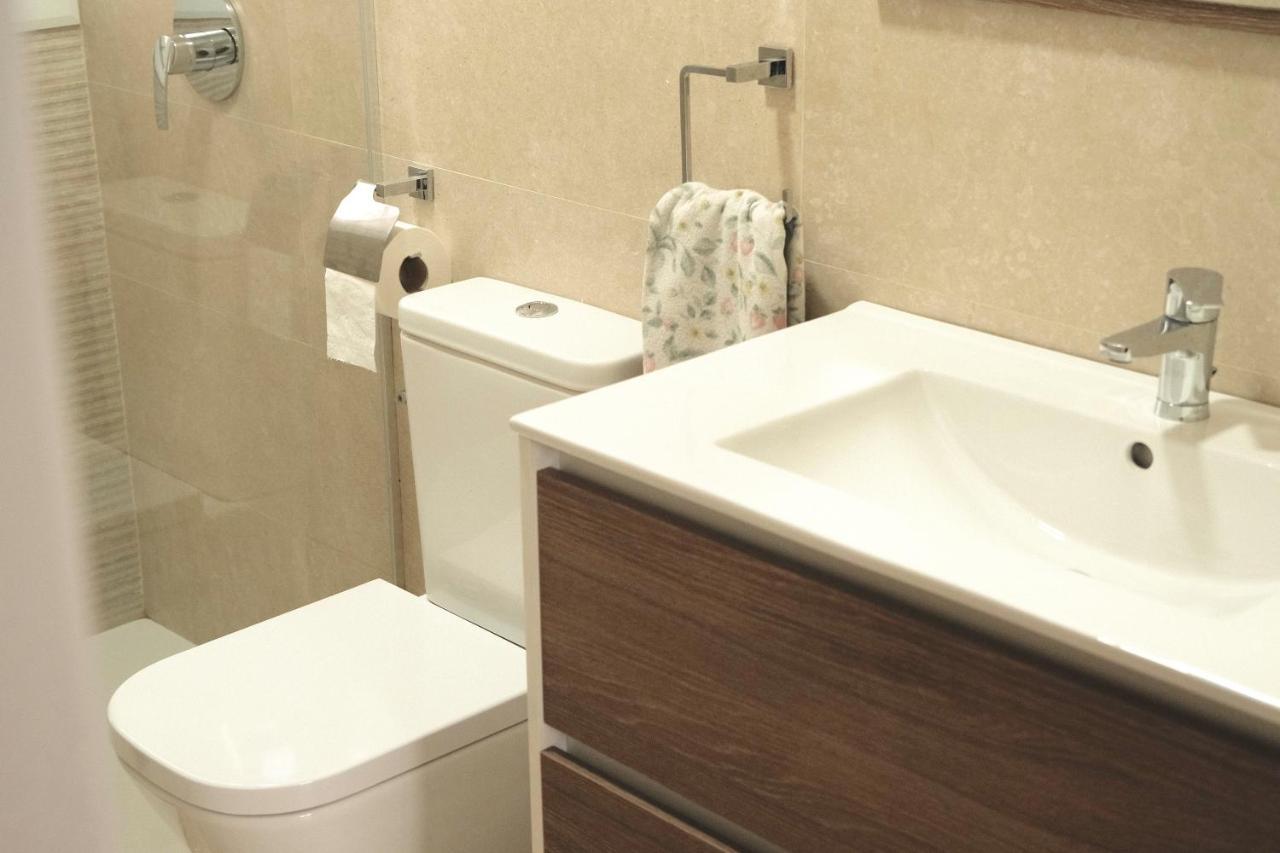 Aixerrota Apartamentos B Getxo Esterno foto